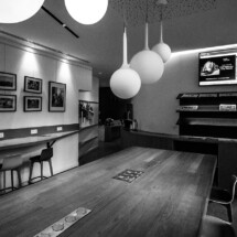 Afficheur 55'' Slim COTEP - gamme indoor (Thalys Lounge Gare du Nord, Paris)