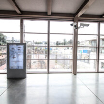 Borne dynamique 55'' COTEP - gamme indoor (Gare SNCF Versailles Chantiers)