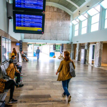 Afficheur TFT 70'' COTEP - gamme outdoor (Gare SNCF Versailles Chantiers)