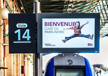 afficheur TFT 70'' tête de quai gare de Paris Nord